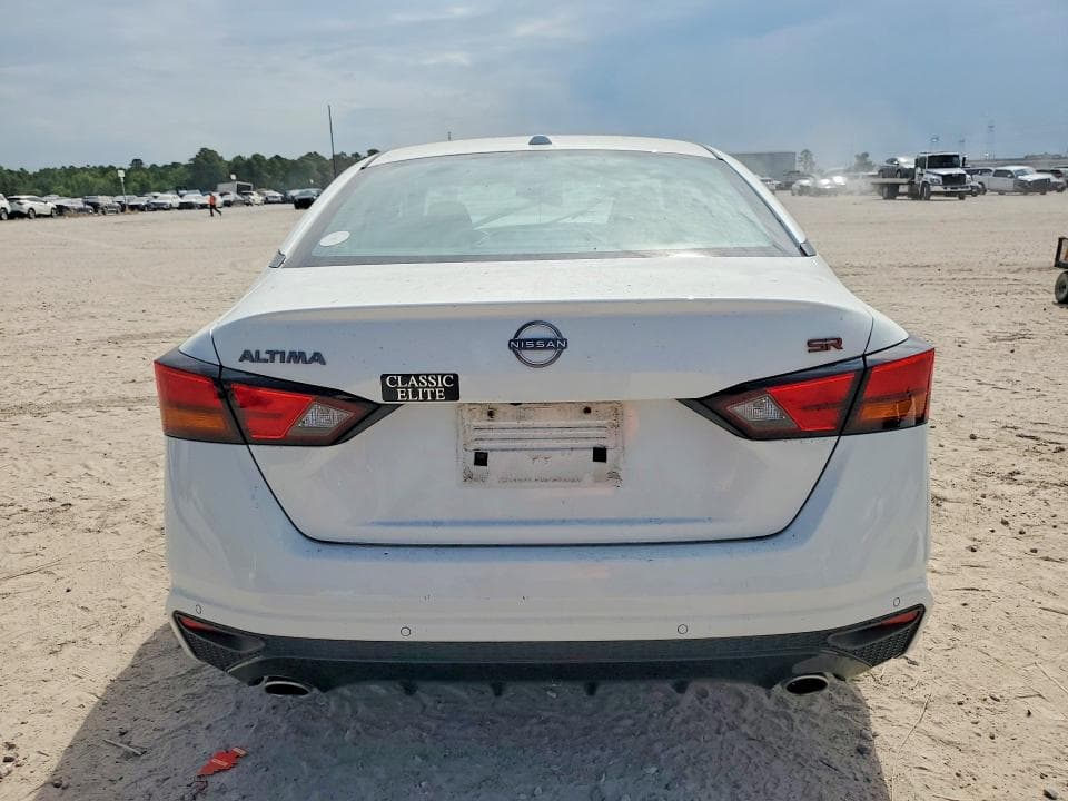 2024 NISSAN ALTIMA SR 6