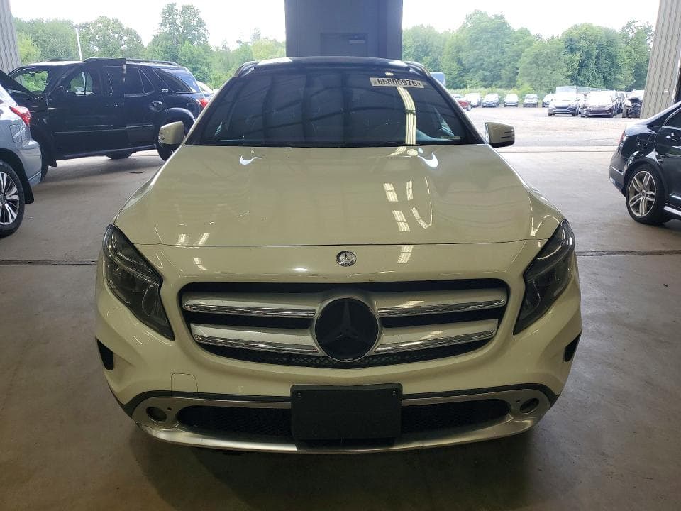 2017 MERCEDES-BENZ GLA 250 5