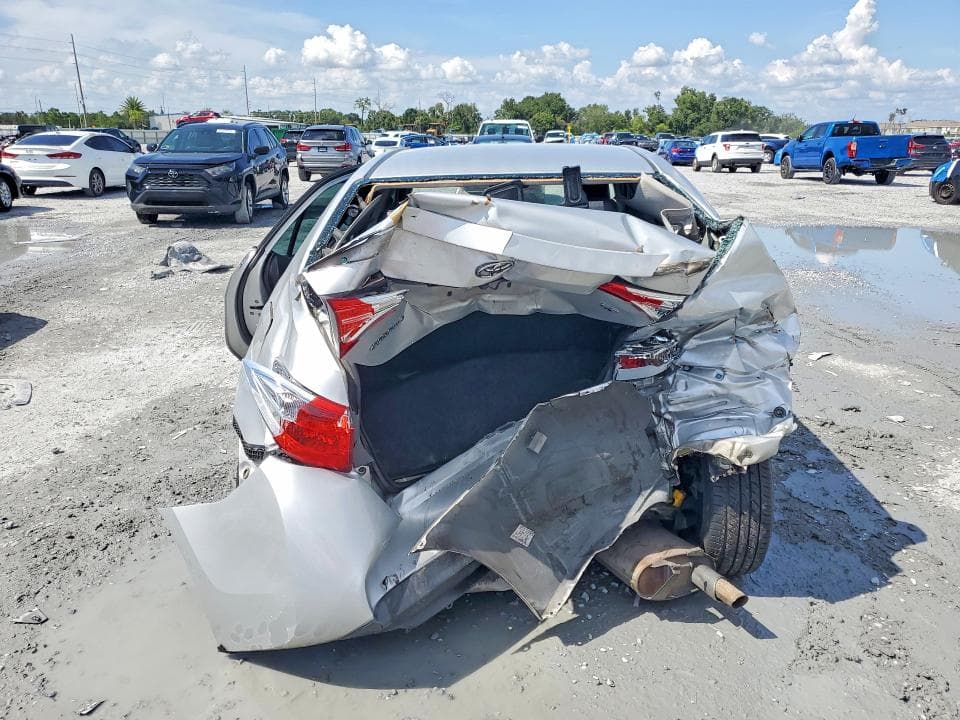 2019 TOYOTA COROLLA SE 6