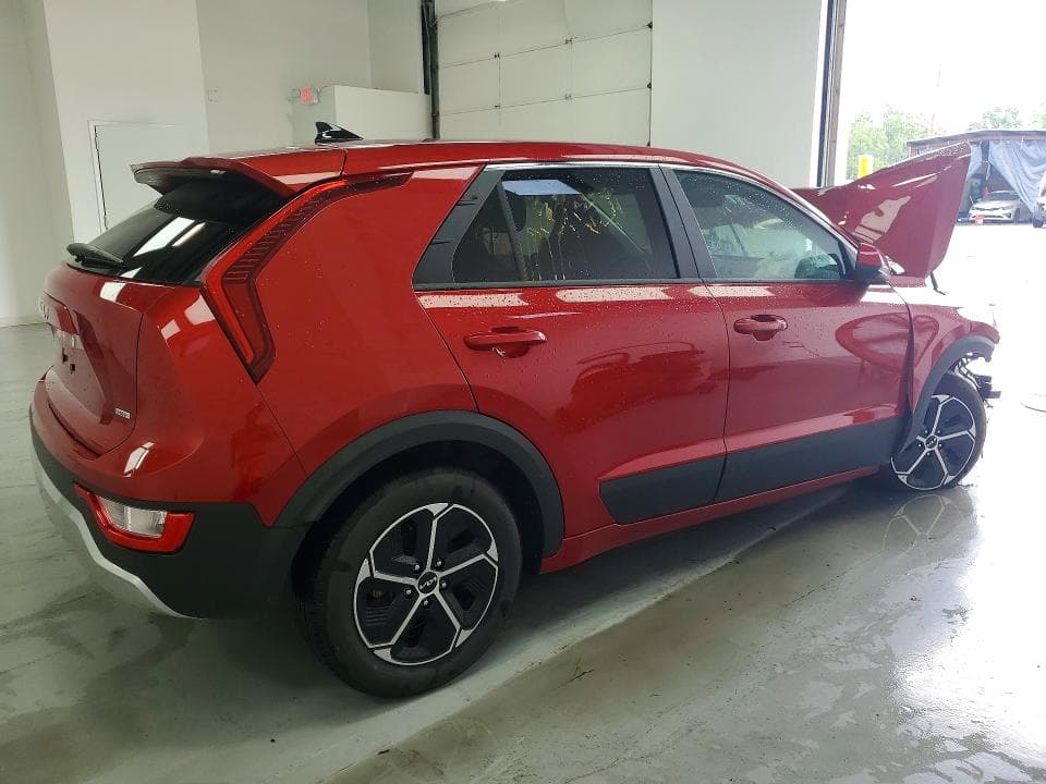 2025 KIA NIRO LX 3