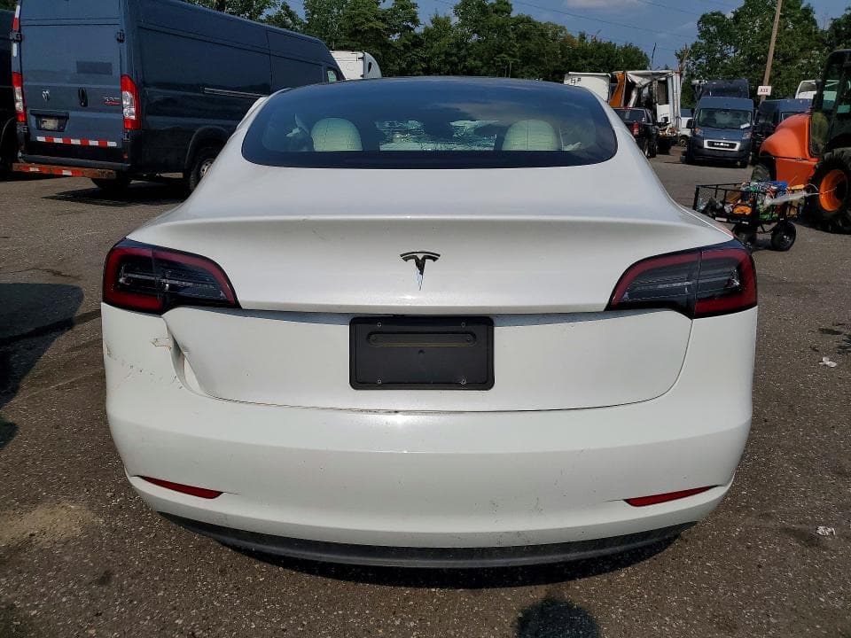 2023 TESLA MODEL 3 6
