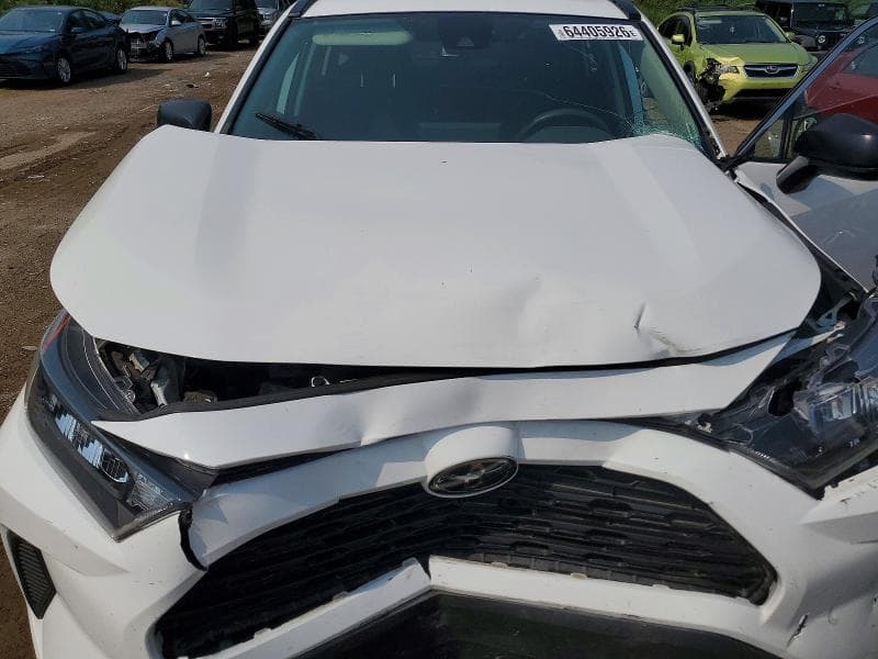 2019 TOYOTA RAV4 LE 12