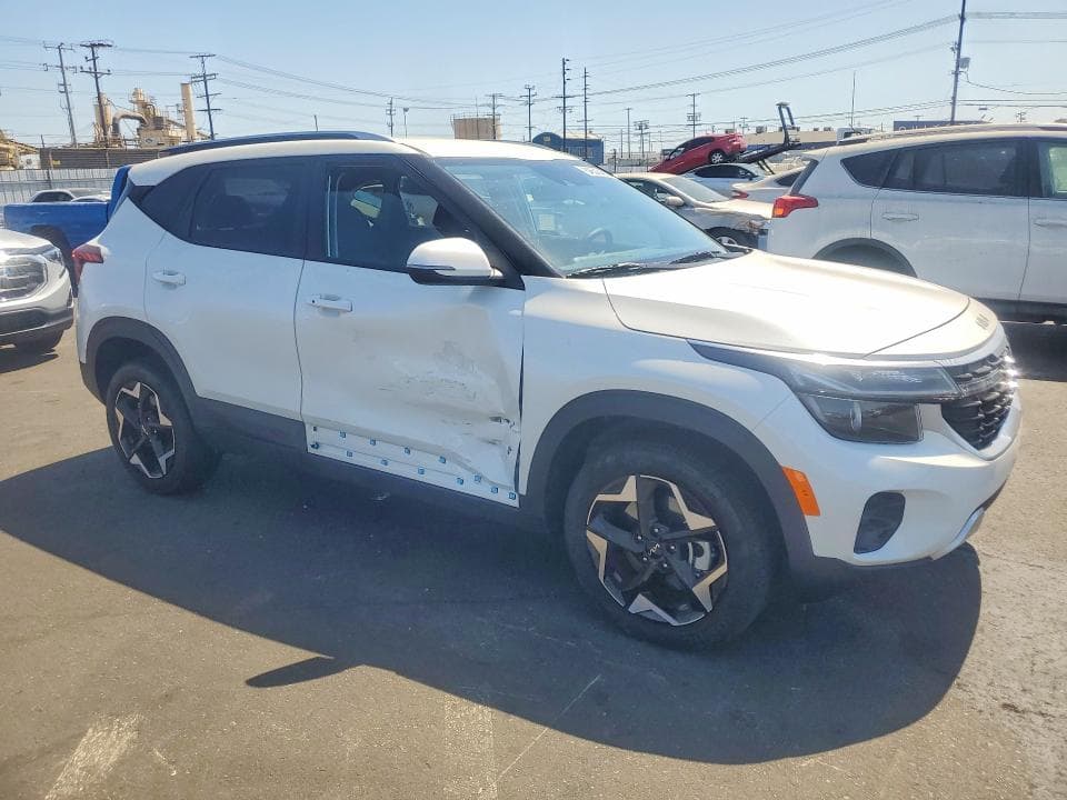 2025 KIA SELTOS S 4