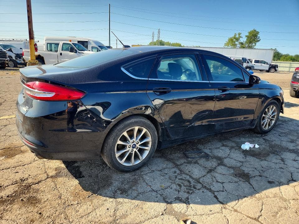 2017 FORD FUSION SE 3