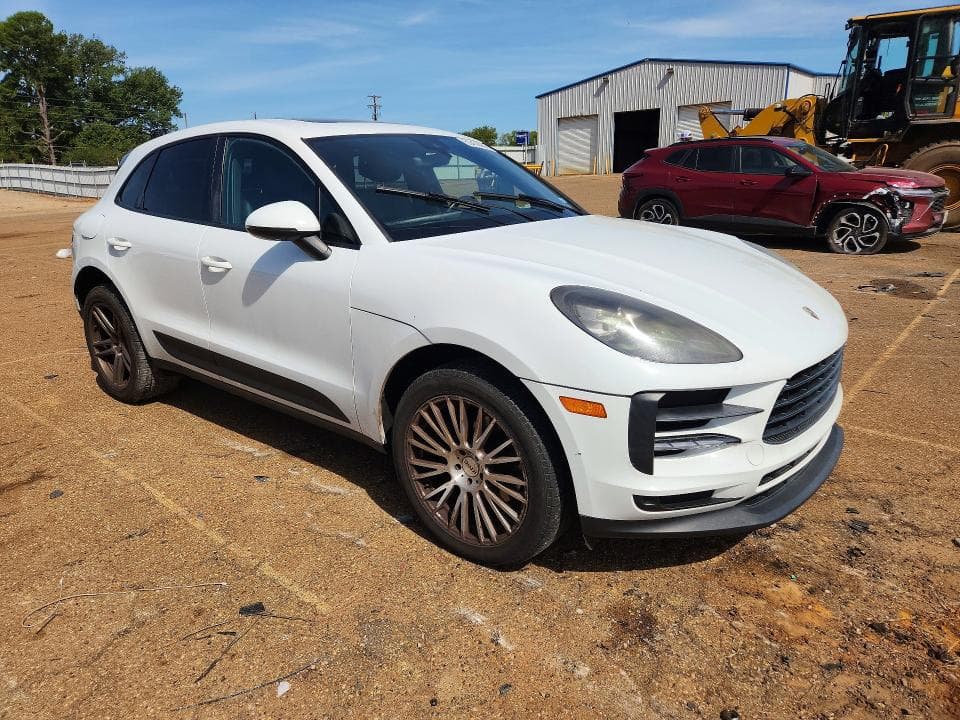 2019 PORSCHE MACAN 4