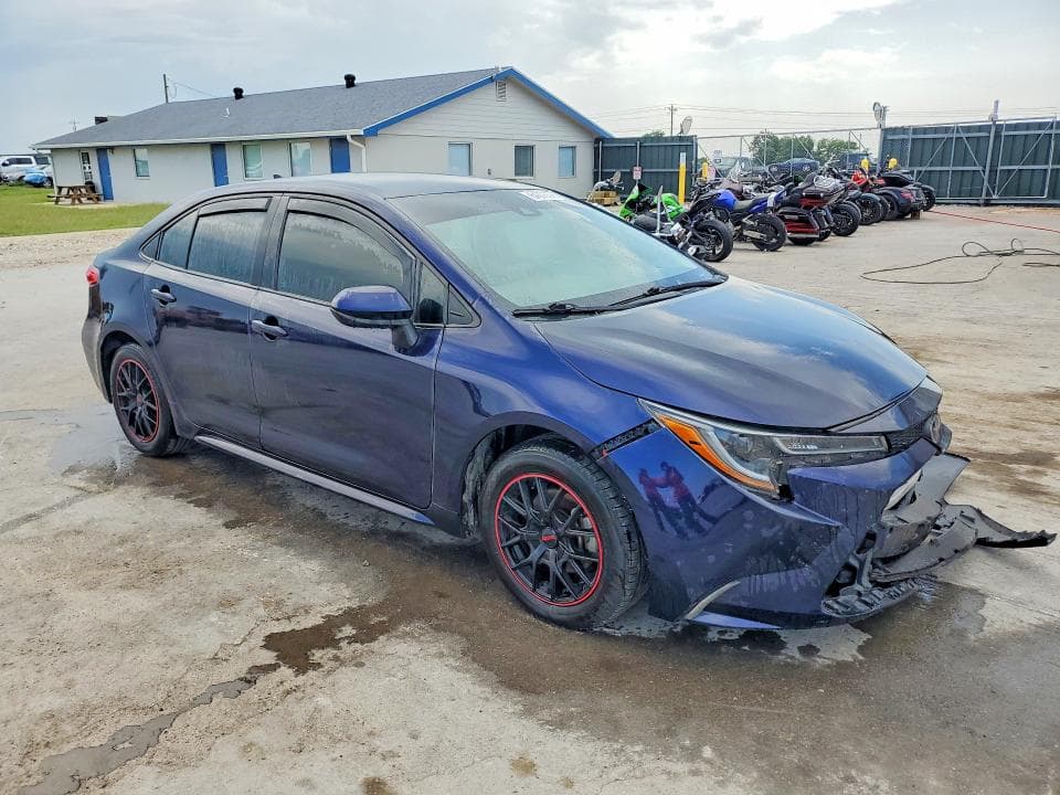 2022 TOYOTA COROLLA LE 4