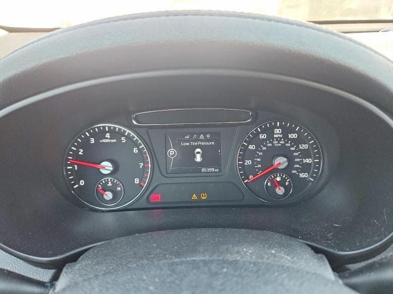 2017 KIA SORENTO LX V6 9