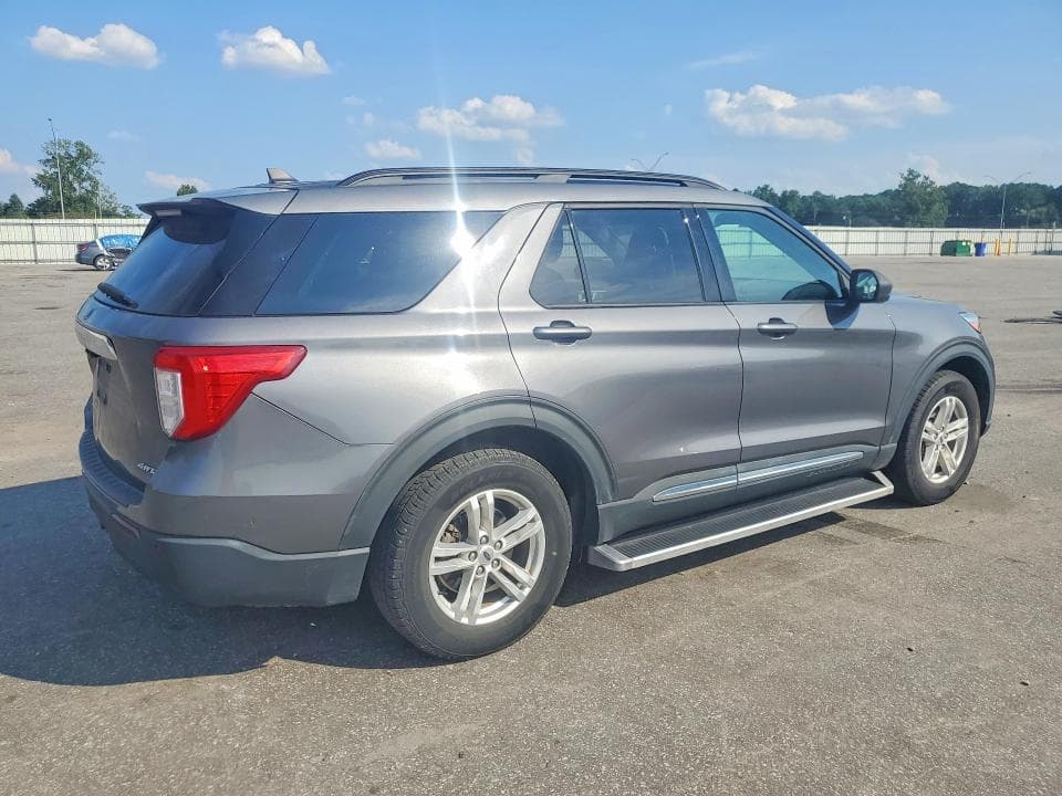 2021 FORD EXPLORER XLT 3