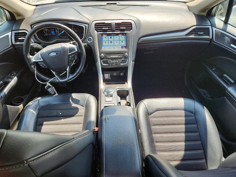 2017 FORD FUSION SE 8