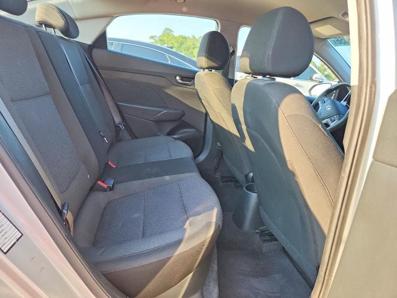 2019 HYUNDAI ACCENT SE 10