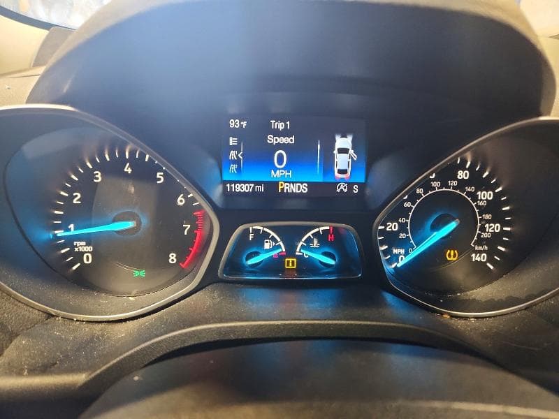 2017 FORD ESCAPE SE 9