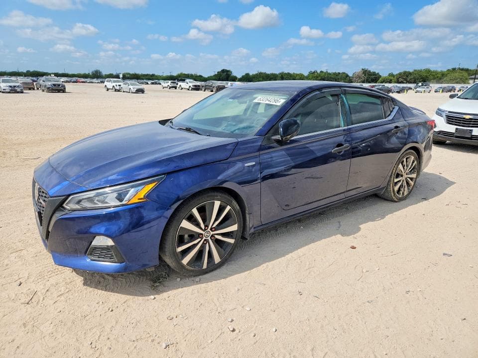 2022 NISSAN ALTIMA SR