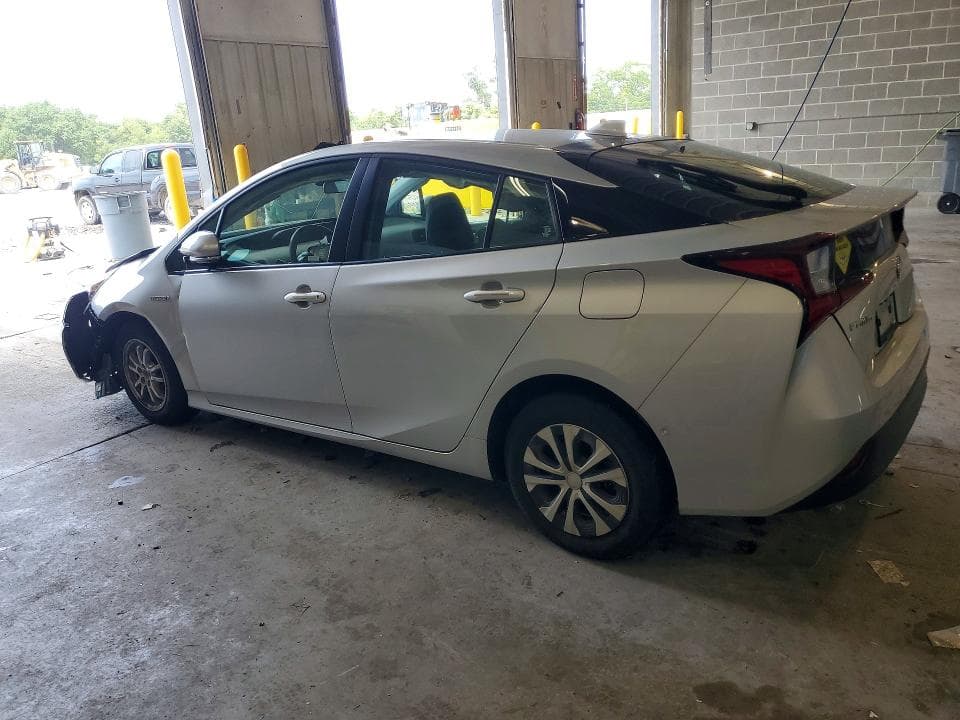 2020 TOYOTA PRIUS LE 2