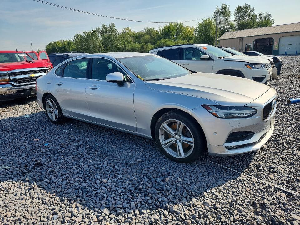 2018 VOLVO S90 T5 MOMENTUM 4