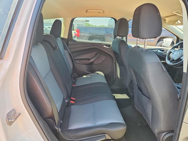 2017 FORD ESCAPE SE 11