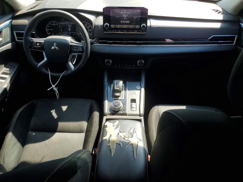 2022 MITSUBISHI OUTLANDER ES 8