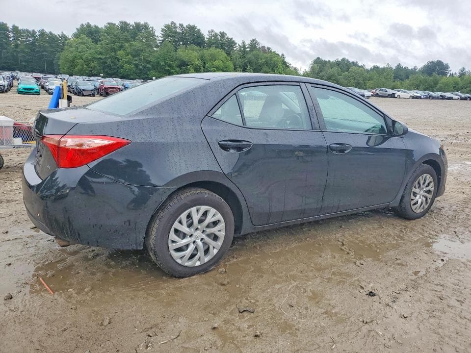 2019 TOYOTA COROLLA LE 3