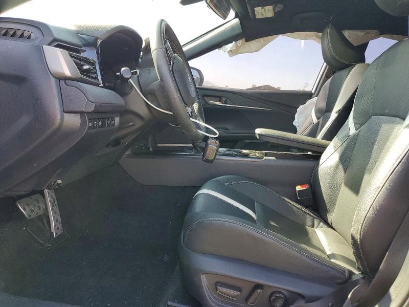 2025 TOYOTA CAMRY SE 7