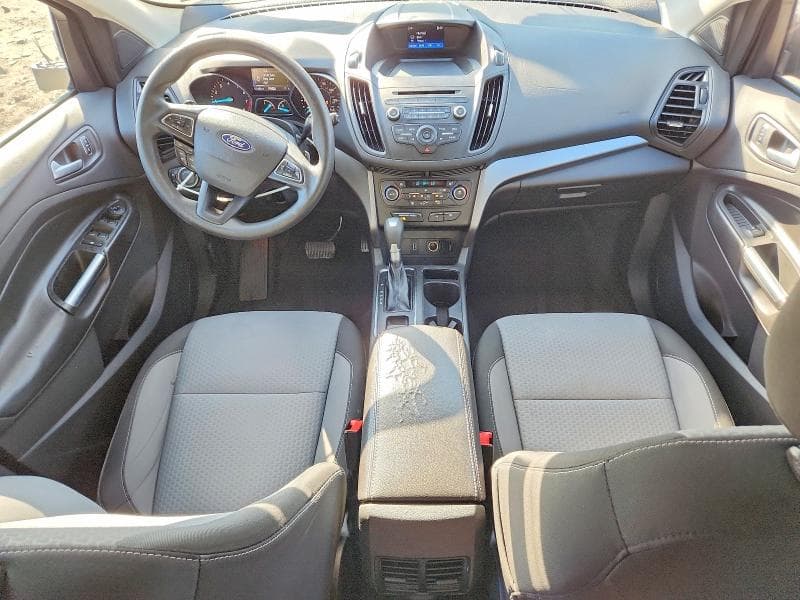 2017 FORD ESCAPE SE 8
