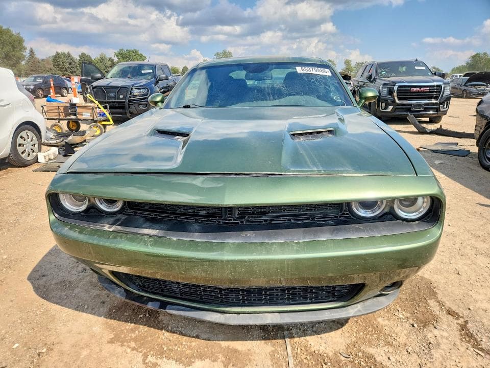 2022 DODGE CHALLENGER SXT 5