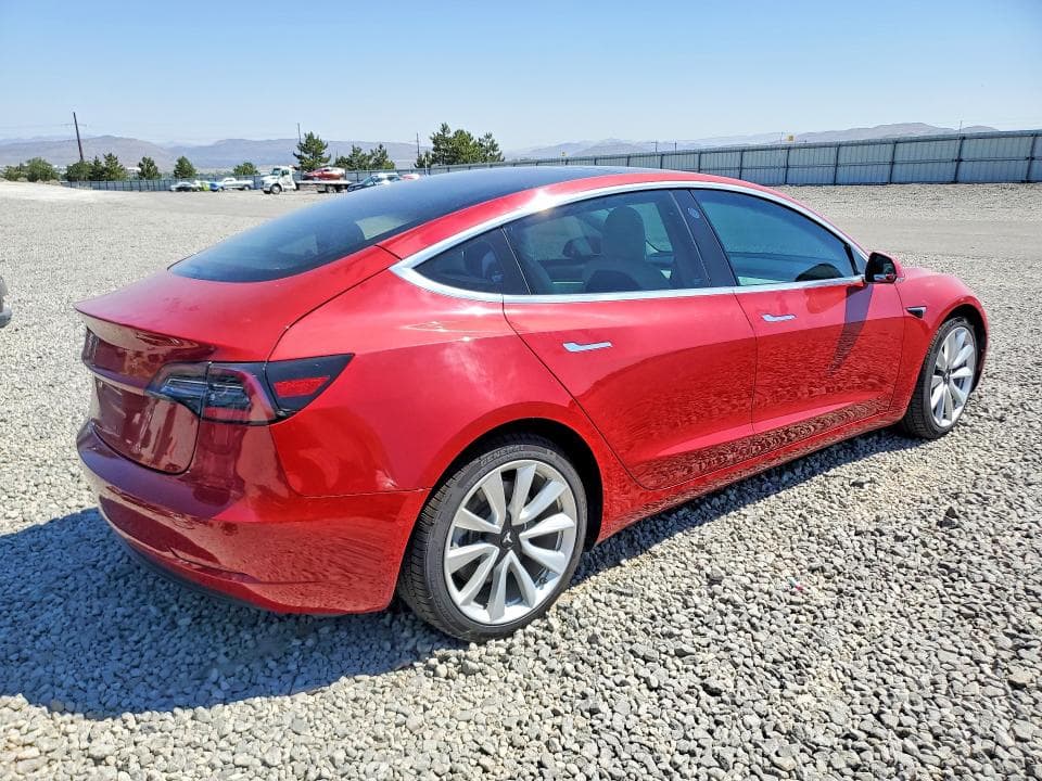 2018 TESLA MODEL 3 3