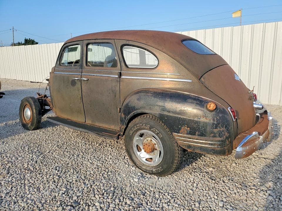 1941 PLYMOUTH DELUX 2