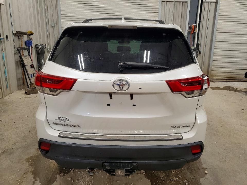 2018 TOYOTA HIGHLANDER XLE 6