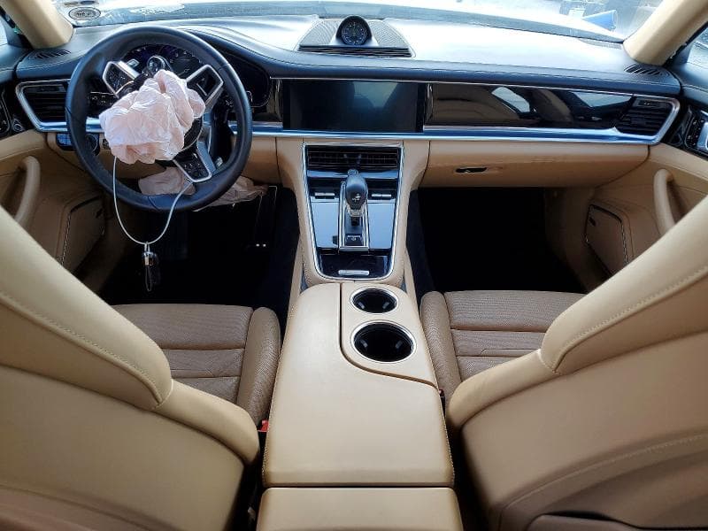 2019 PORSCHE PANAMERA 4 E-HYBRID 8