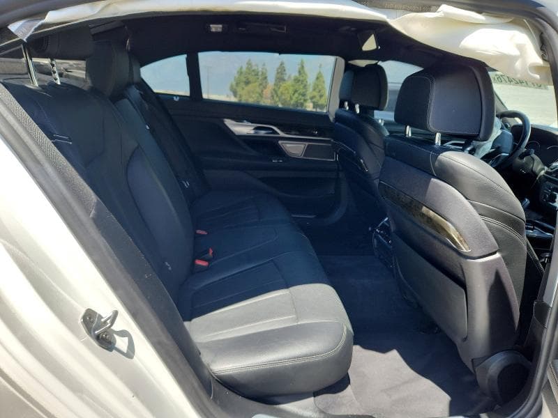 2019 BMW 740 I 10