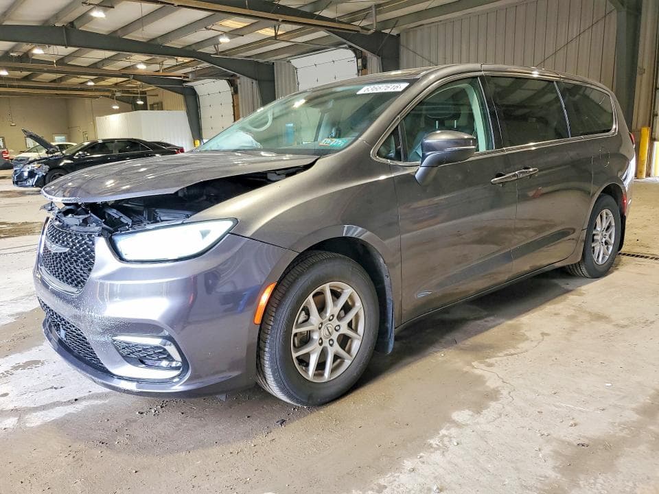 2023 CHRYSLER PACIFICA TOURING L - 1