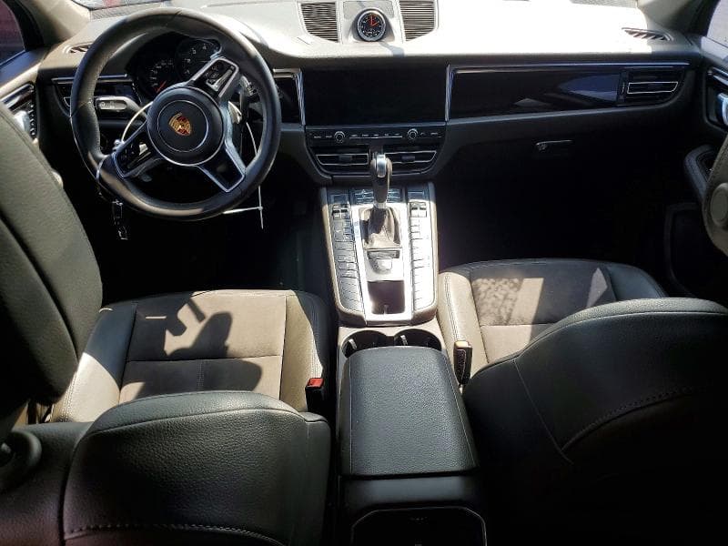 2021 PORSCHE MACAN 8