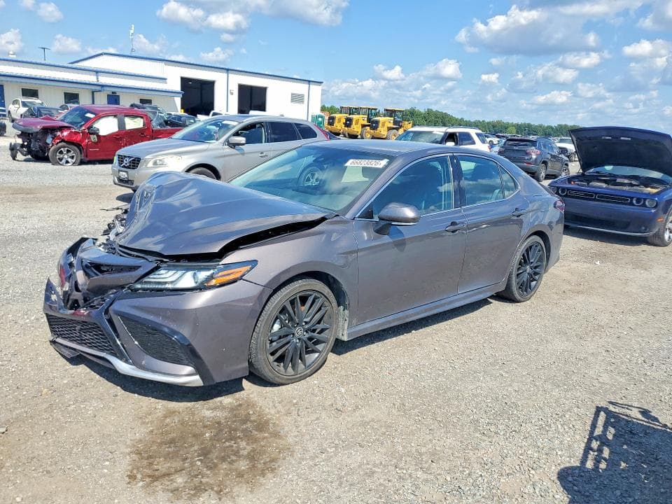 2024 TOYOTA CAMRY XSE - 1