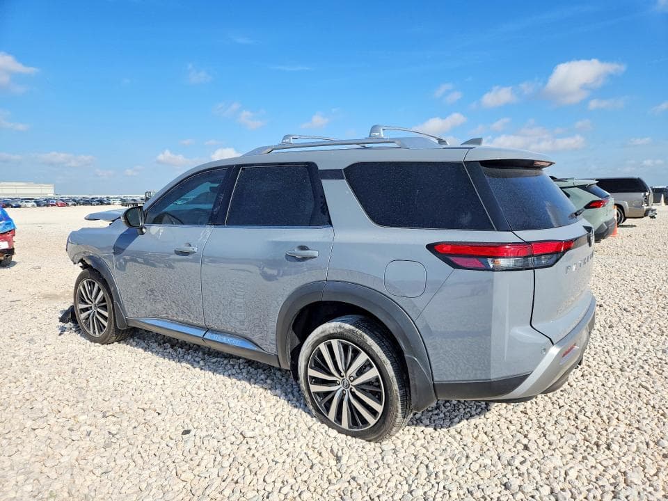 2023 NISSAN PATHFINDER PLATINUM 2