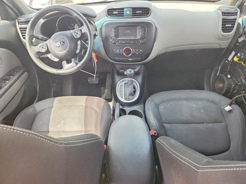 2017 KIA SOUL + 8