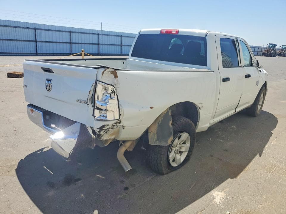 2023 RAM 1500 SLT 3