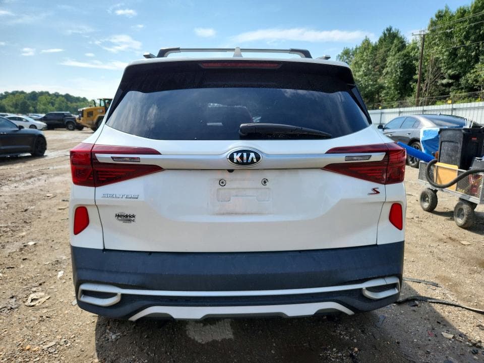 2021 KIA SELTOS S 6