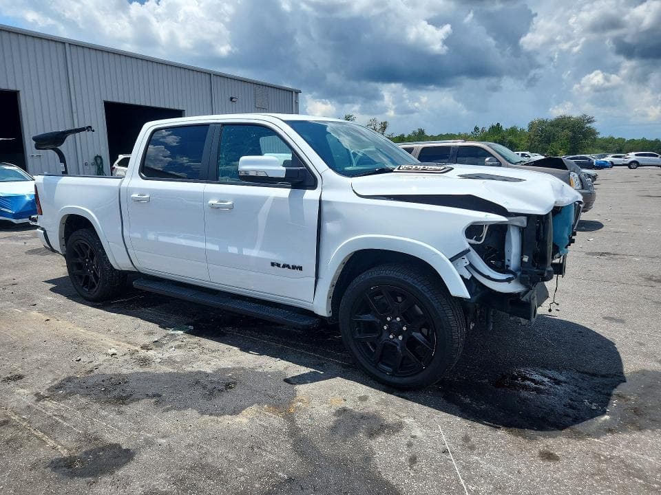 2020 RAM 1500 LARAMIE 4