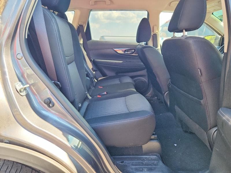 2020 NISSAN ROGUE SV 11