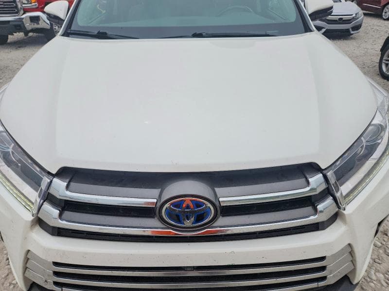 2017 TOYOTA HIGHLANDER HYBRID LIMITED PLATINUM 12