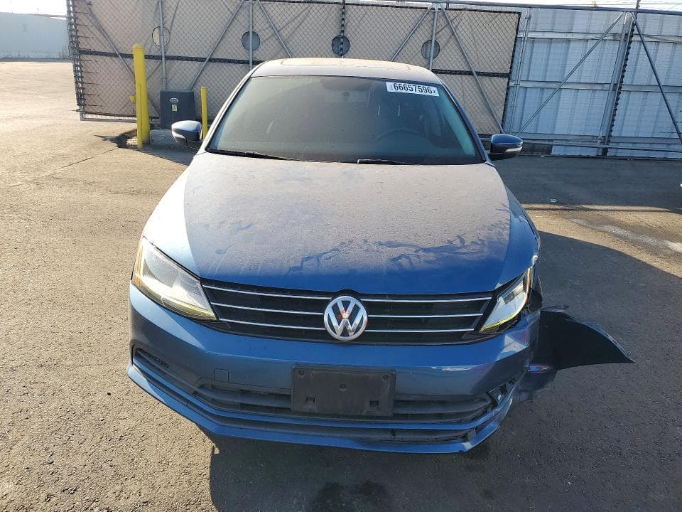 2017 VOLKSWAGEN JETTA SE 5