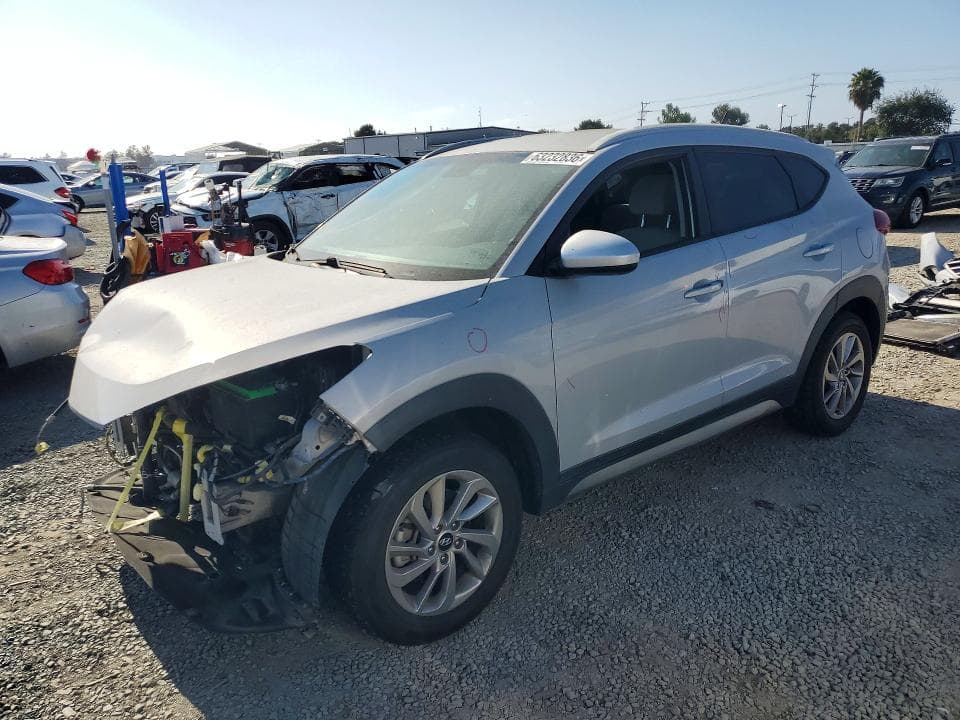 2017 HYUNDAI TUCSON SE - 1