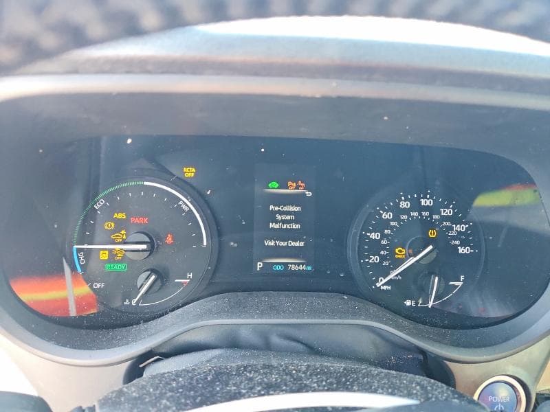 2022 TOYOTA SIENNA XLE 9