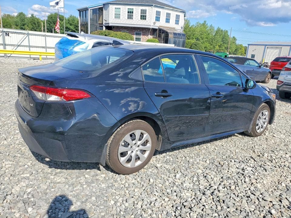 2026 TOYOTA COROLLA LE 3