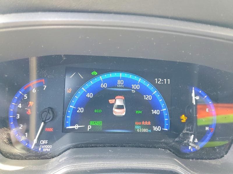 2021 TOYOTA COROLLA LE 9