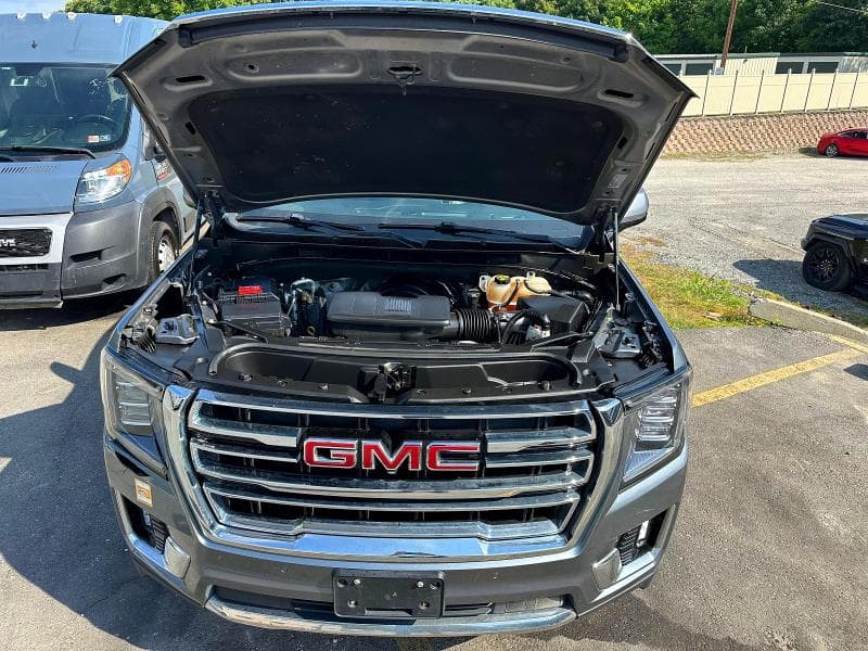 2022 GMC YUKON SLT 9
