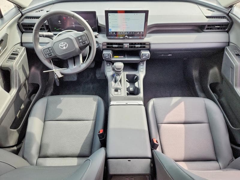 2026 TOYOTA RAV4 XLE PREMIUM 8