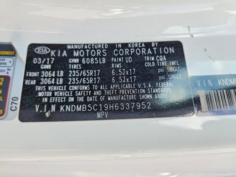 2017 KIA SEDONA LX 13