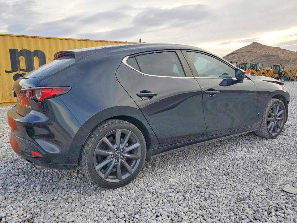2024 MAZDA 3 PREFERRED 3