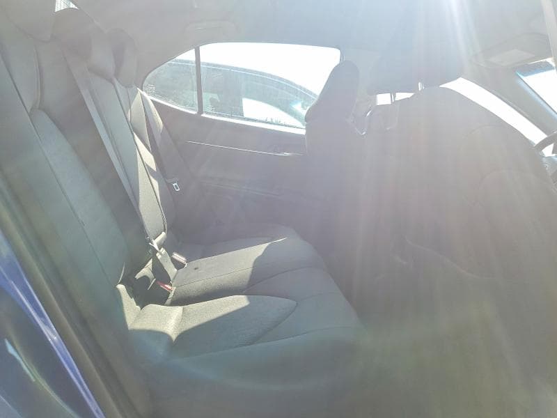 2018 TOYOTA CAMRY LE 10