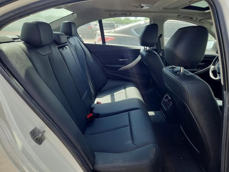 2017 BMW 320 I 10